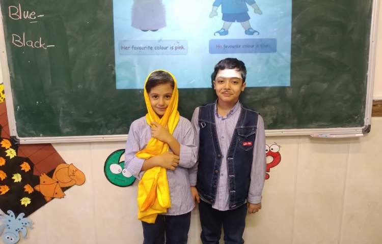 تدریس درسِ his و her