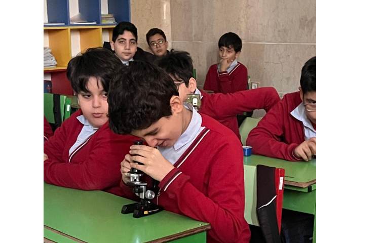 تدریس درس 11 علوم (خیلی کوچک خیلی بزرگ ) 1