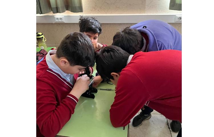 تدریس درس 11 علوم (خیلی کوچک خیلی بزرگ ) 2