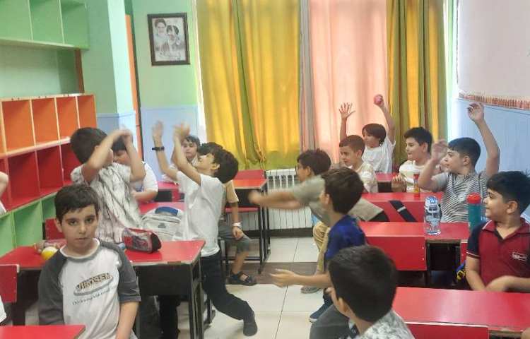 تدریس سه حالت ماده جامد مایع گاز 4