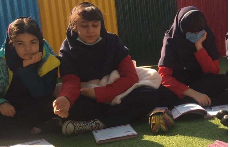 تدریس لایه های زمین در کلاس بدون دیوار 4