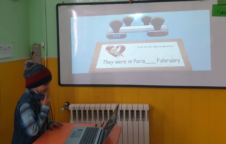 :تدریس مبحث writing با محوریت حروف اضافه 12