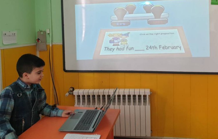 :تدریس مبحث writing با محوریت حروف اضافه 2