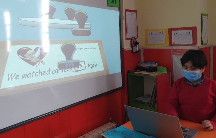 :تدریس مبحث writing با محوریت حروف اضافه 9