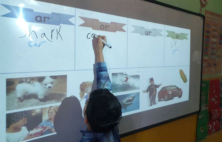 :تدریس مبحث phonics صداهای ir, ar, ur , or 1