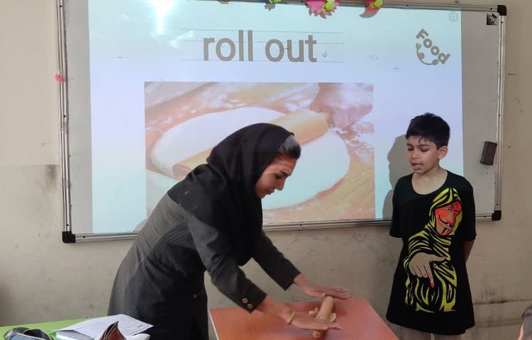 تدریس مراحل درست کردن پیتزا 2