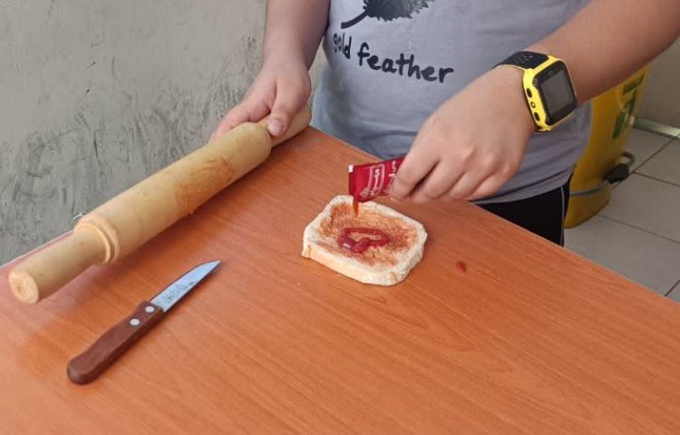 تدریس مراحل درست کردن پیتزا 4