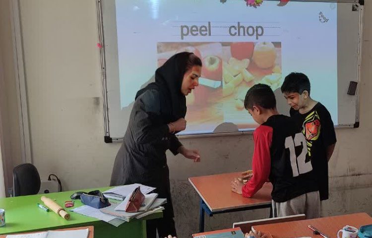 تدریس مراحل درست کردن پیتزا 4