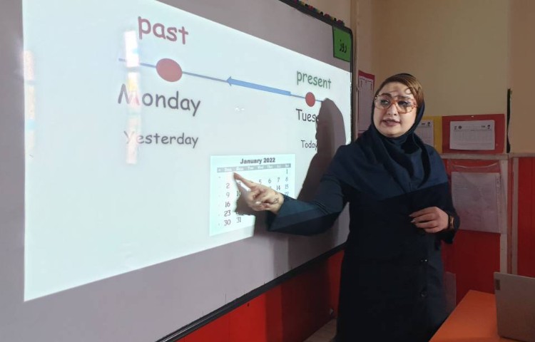 :تدریس مفهوم زمان گذشته و تمرین با بازی جوکر 3