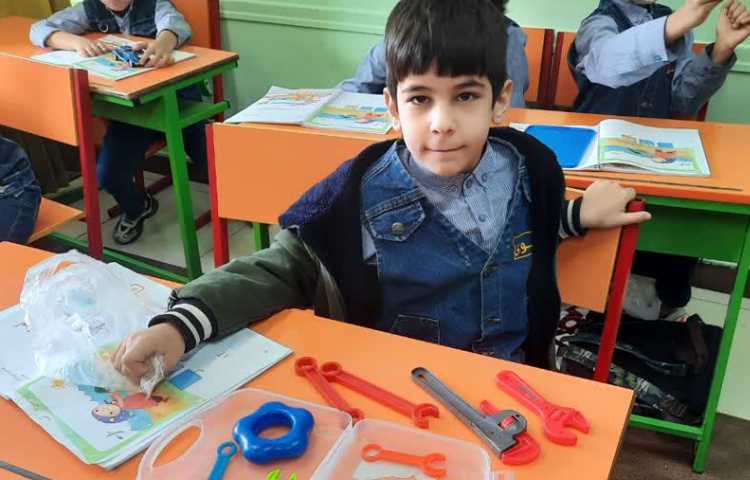 تدریس نشانه آ 2