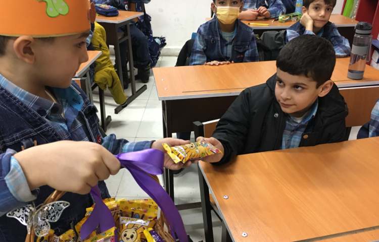 تدریس نشانه اِ