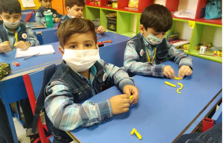 :تدریس نشانه ها و تثبیت یادگیری نشانه آ اول و ا آخر، کلاس پرتقال 1