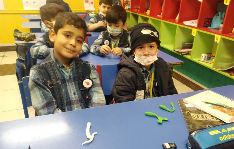 :تدریس نشانه ها و تثبیت یادگیری نشانه آ اول و ا آخر، کلاس پرتقال 4