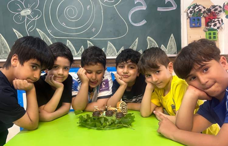 تدریس نشانه‌ی (ح) و درست کردن حلزون خوراکی 1