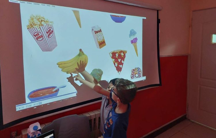 : تدریس و تمرین غذاها 5