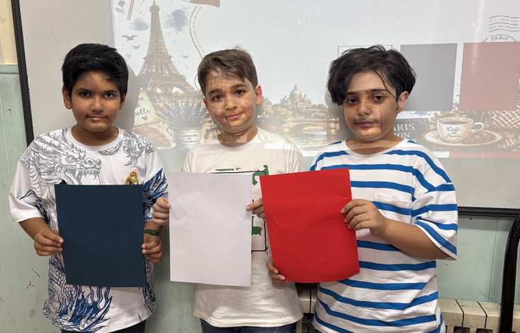 تدریس پرچم ایتالیا و فرانسه و welcome day 9