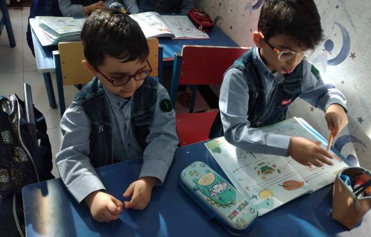 تدریس کتاب خوانداری صدای او در آخر کلمه 7