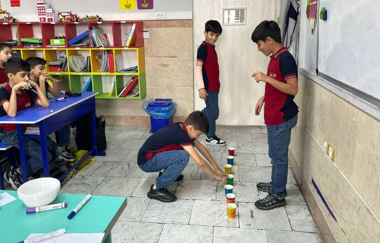 تدریس گرامر در قالب بازی