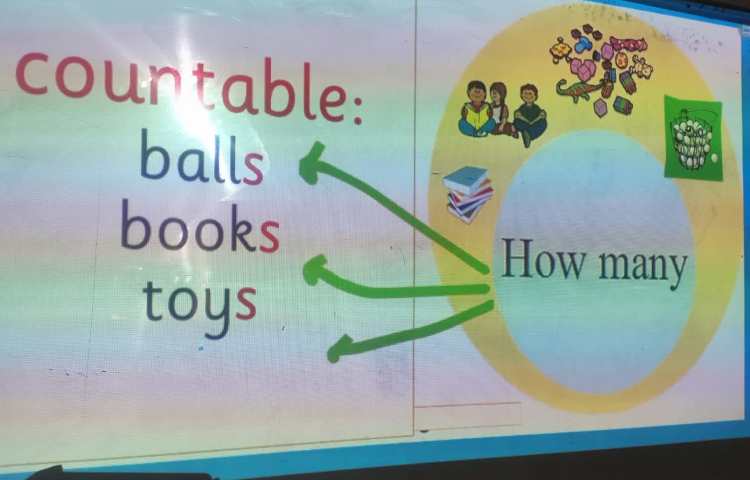 تدریس گرامر و حل تمرین توسط دانش آموزان 3