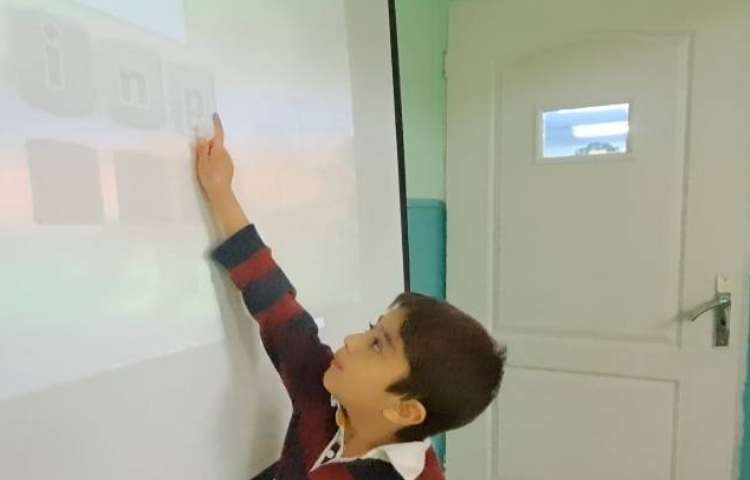 تدریس blending words with online dictation 3