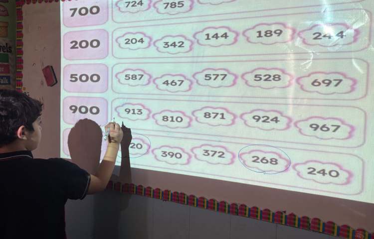 تدریس Math rounding numbers 5