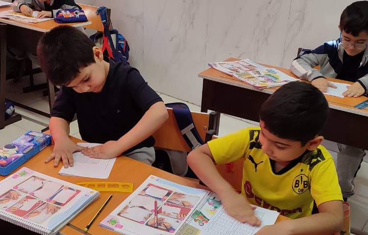 ترسیم خط تقارن مباحث ریاضی 3