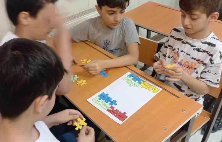 تشخیص ترکیب‌های وصفی در قالب ساخت پازل 2