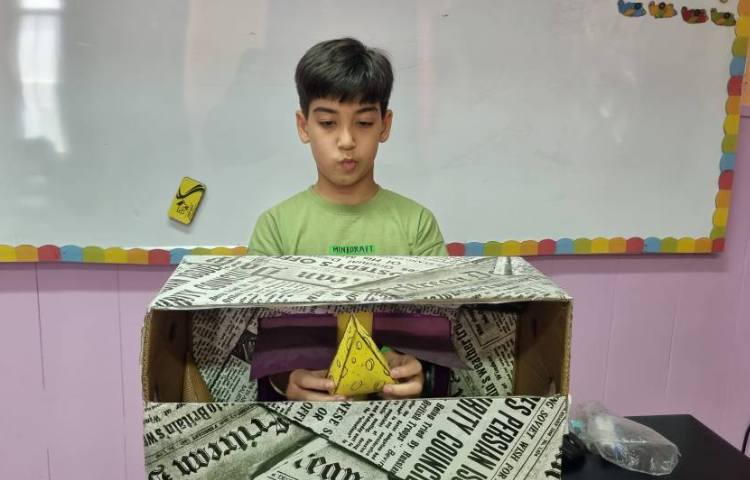 تشخیص خوراکی ها با استفاده از حس لامسه و گفتن اسم آنها 13