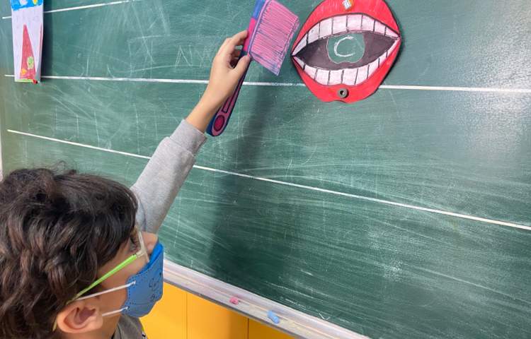 :تشخیص صدا و اکشن حروف 1