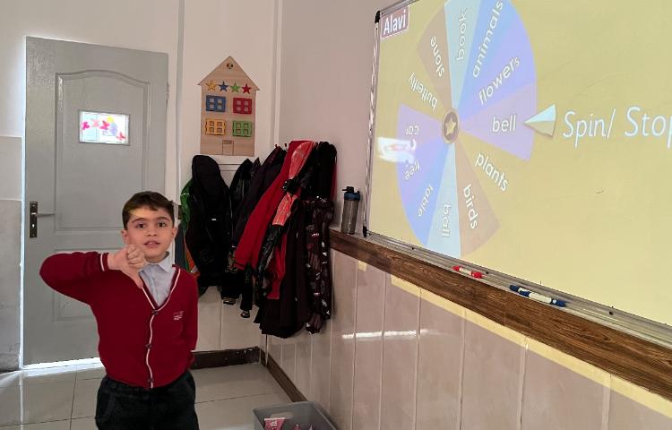 تشخیص موجودات زنده و غیر زنده-زنگ Science 3