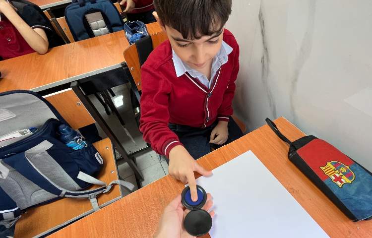 تشخیص نوعِ اثر انگشت-زنگ Science 2