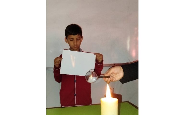 تشکیل رنگین‌کمان و پدیده‌ی شکست نور 4