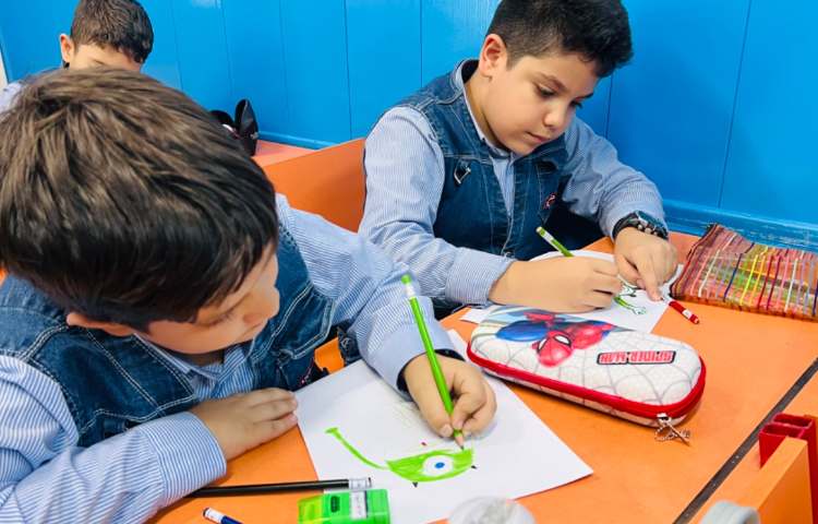 تصویرسازی شخصیت کارتون کارخانه هیولاها 3