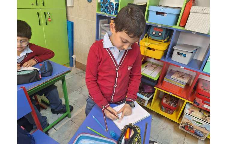 تصویر سازی نقاشی دایناسور