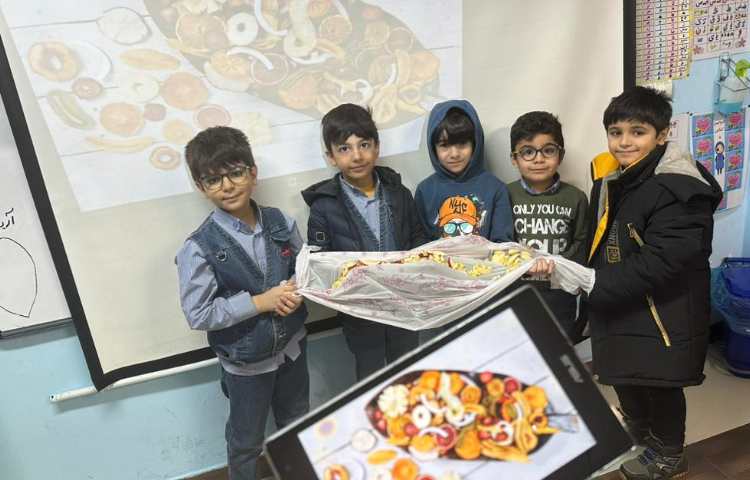 تعادل تخم مرغ و کافه سلامت هفته ملی علوم 4