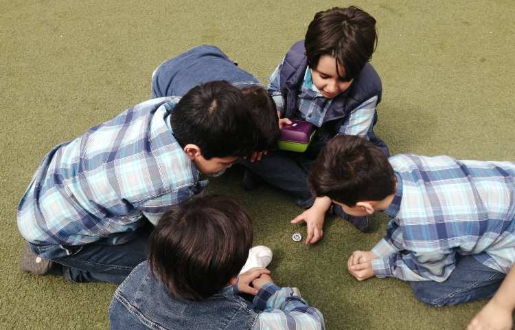 :تعیین جهت های جغرافیای در کلاس بدون دیوار مریخ 3