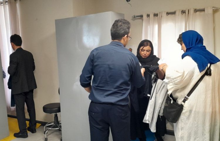 تعیین سایز بندی روپوش مدرسه 8