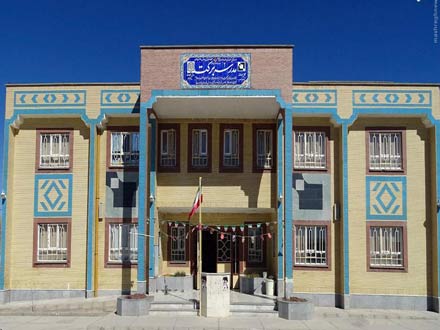 اختصاص 70 درصد سهم مالیات مردم به مدرسه‌سازی