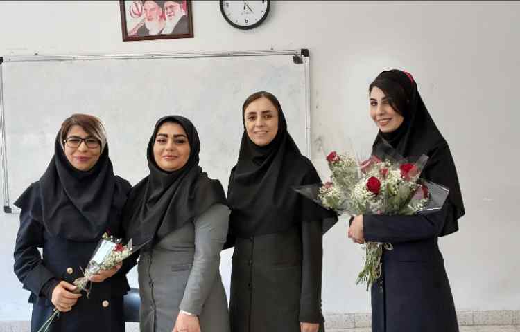تقدیر ازپرسنل و معلمان گرامی به مناسبت روز معلم 4