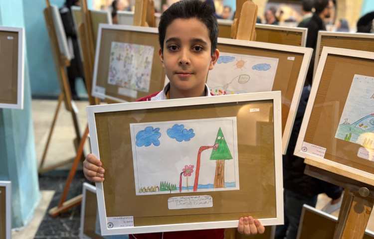 تقدیر از آثار منتخب نمایشگاه دو سالانه هنر 1