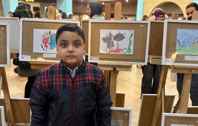 تقدیر از آثار منتخب نمایشگاه دو سالانه هنر 3