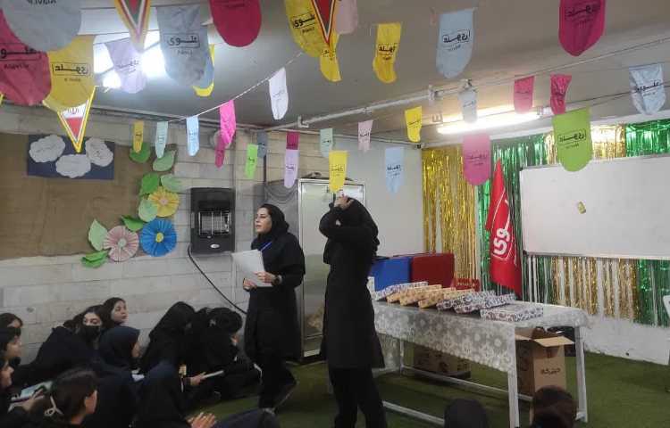 تقدیر از برندگان مسابقات علمی و فرهنگی 3