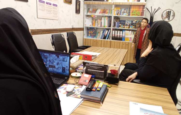 تقدیر از برگزیده درون شعبه ای مسابقه نقالی 12