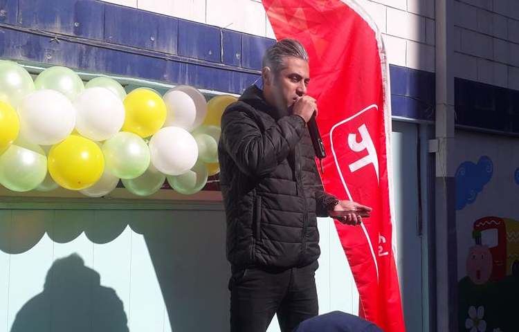 تقدیر از جناب پورافشار بمناسبت روز پدرتوسط مدیر عامل علوی جناب آقای مهندس عرب پور 1