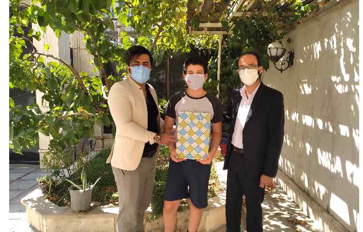 تقدیر از دانش آموزان برتر آزمون پایش 2