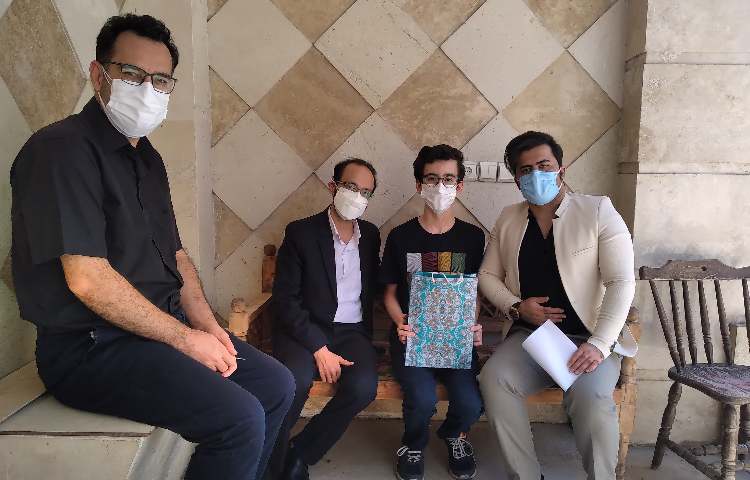 تقدیر از دانش آموزان برتر آزمون پایش 3