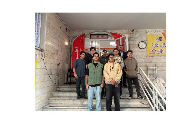 تقدیر از دانش آموزان پایه یازدهم