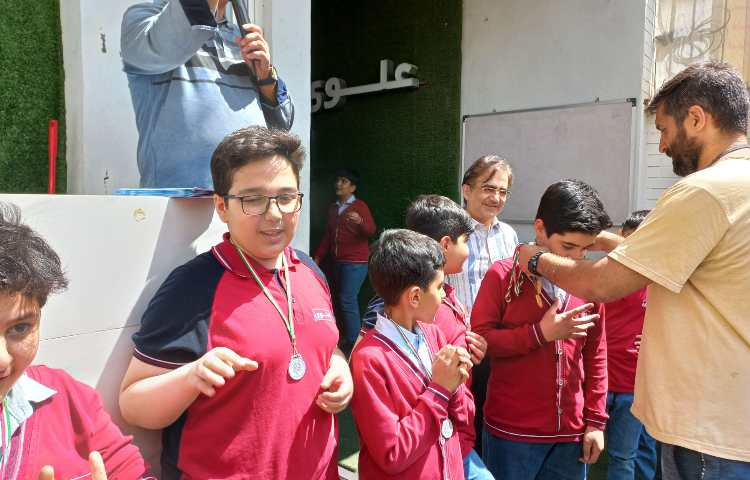 تقدیر از مدال آوران 5