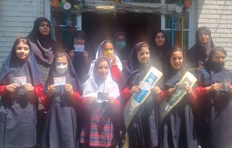 تقدیر از مقام آوران مسابقات علمی 1