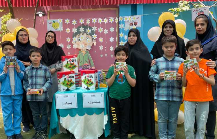 :تقدیر از منتخبین مسابقات علمی فرهنگی هنری ورزشی بین شعب دبستان های علوی 9